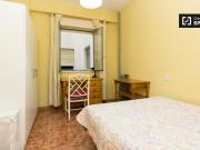 Habitación equipada en apartamento de 4 dormitorios en...