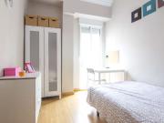 Habitación equipada en apartamento de 7 dormitorios en...