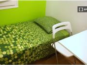 Habitación exterior en apartamento de 5 dormitorios con...