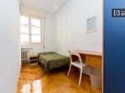 Habitación exterior en piso compartido en Chueca, Madrid