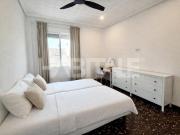 Habitación exterior y amueblada en piso compartido en...