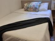 Habitacion Guzman el bueno 83, madrid