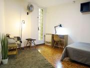 Habitación ideal en piso compartido por el Eixample,...