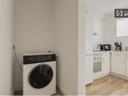 Habitación individual en apartamento de 5 dormitorios,...