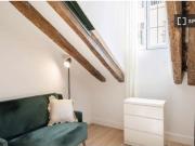 Habitación individual soleada con baño privado y con terraza