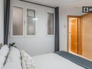 Habitación interior en apartamento de 11 dormitorios en...
