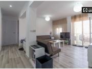 Habitación interior en apartamento de 3 dormitorios en...