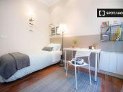 Habitación luminosa con calefacción en apartamento de 3...