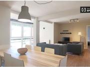 Habitación luminosa con cama individual en alquiler en...