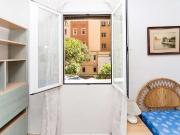 Habitación luminosa en apartamento de 4 dormitorios en...