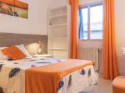 Habitación luminosa en apartamento de 4 dormitorios en...