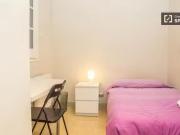 Habitación luminosa en apartamento de 4 dormitorios en...