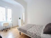 Habitación luminosa en apartamento de 5 dormitorios en...