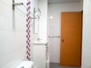 Habitación luminosa en apartamento de 5 dormitorios en...