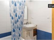 Habitación luminosa en apartamento de 5 dormitorios en...