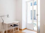 Habitación luminosa en apartamento de 7 dormitorios en... Habitación luminosa en apartamento de 7 dormitorios en...