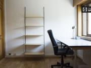 Habitación luminosa en apartamento de 7 dormitorios en...