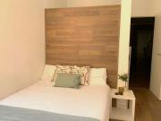 Habitación luminosa en apartamento de 9 dormitorios en...