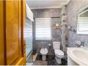 Habitación luminosa y cómoda en piso compartido – Zamora