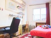 Habitación maravillosa en un apartamento de 4...