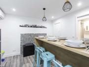 Habitación moderna en apartamento de 5 dormitorios,...