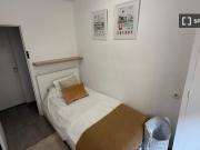 Habitación Moderna y Renovada en la Vibrante Málaga