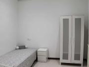 Habitación ordenada en alquiler en el apartamento de 6...