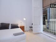 Habitación en piso compartido de 5 habitaciones en...