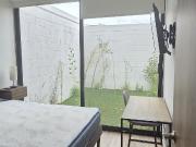 Habitación para mujer frente a la Anahuac Querétaro