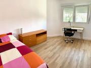 Habitación piso de 5 habitaciones en alquiler en Cartagena