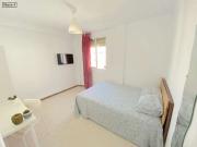 Habitación Premium soleada cerca del centro con cama...
