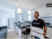 Habitación privada con armario independiente en el...
