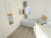Habitación soleada cerca del centro con WIFI y TV para...