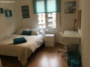 Habitación soleada con calefacción en piso compartido,...