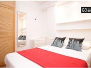 Habitación soleada con cama doble en alquiler en Zona...