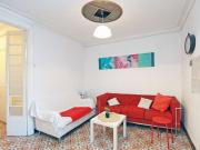 Habitación soleada en apartamento de 5 dormitorios en...