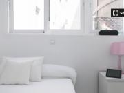 Habitación soleada en piso compartido en Malasaña, Madrid
