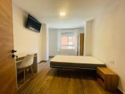 Habitacion super reformada al lado de la universidad