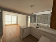 HABITACIONES AMPLIAS EN DEPARTAMENTO MODERNO DE CERRO...