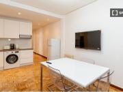 Habitaciones en alquiler en 6 habitaciones en Chamberí