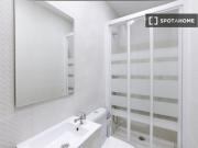 Habitaciones en alquiler en 6 habitaciones en Chamberí