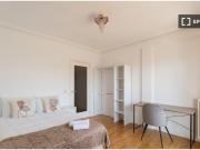 Habitaciones en alquiler en 6 habitaciones en Chamberí