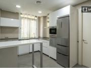 Habitaciones en alquiler en 6 habitaciones en Chamberí