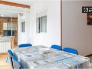 Habitaciones en alquiler en apartamento de 5 dormitorios...