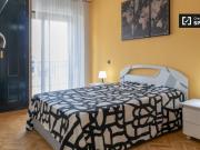 Habitaciones en alquiler en apartamento de 5 dormitorios...