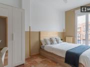 Habitaciones en alquiler en apartamento de 8...