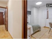 Habitaciones en alquiler en piso de 6 habitaciones en...