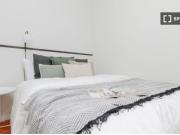 Habitaciones en alquiler en piso de 6 habitaciones en...