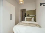 Habitaciones en alquiler en piso de 6 habitaciones en...