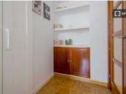 Habitaciones en alquiler en piso de 7 habitaciones en...